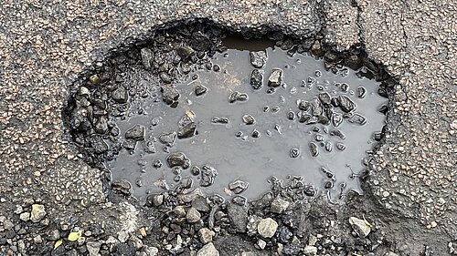 Pothole